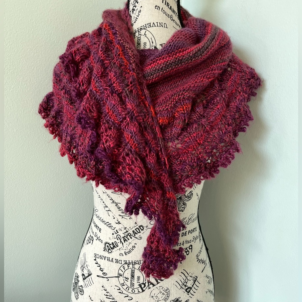 Elegant Burgundy Knit Wrap - Picture 9 of 15